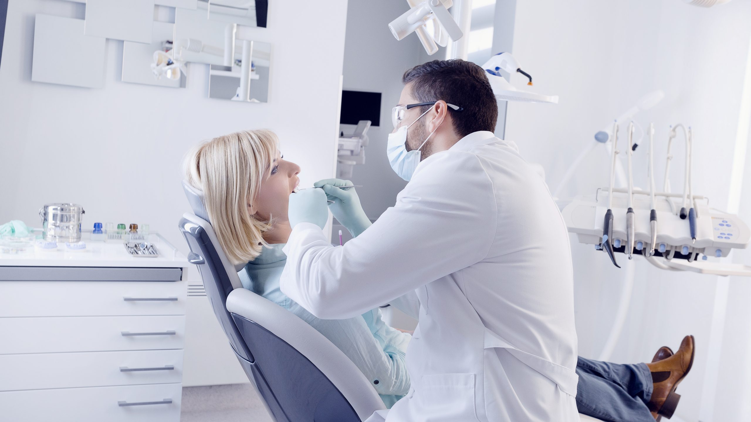 Dentist in Hampton, AR